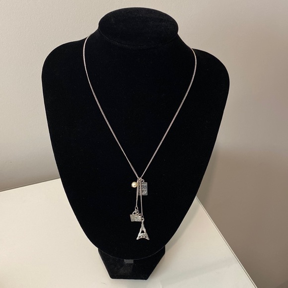 Necklace and earrings - Picture 2 of 5